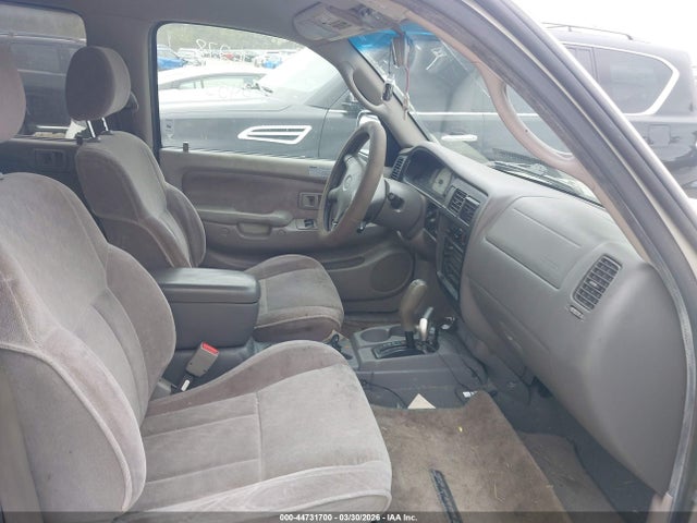Toyota Tacoma Prerunner V6