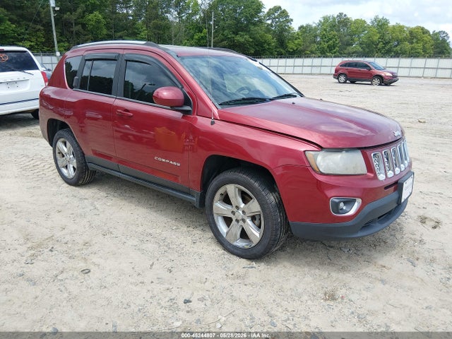 Salvage Jeep Compass Image