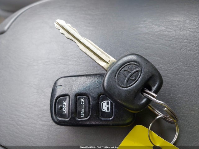 Toyota Sequoia Sr5 V8
