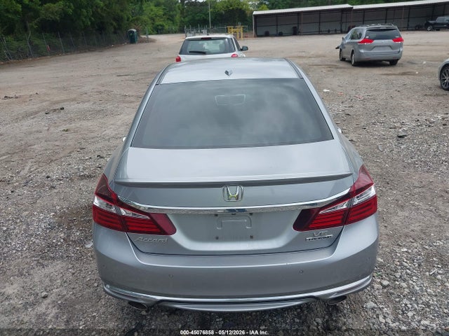 Honda Accord Touring V6
