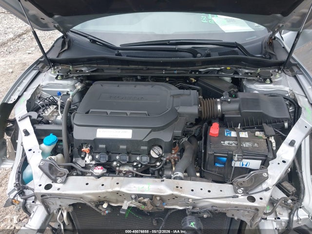 Honda Accord Touring V6