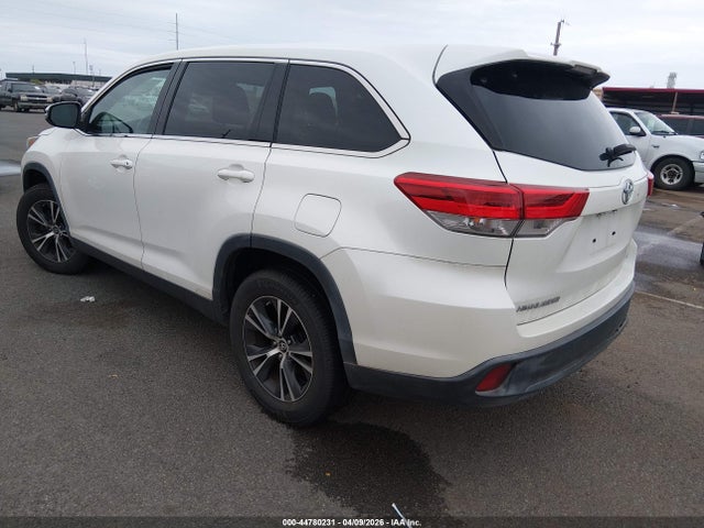 Toyota Highlander Le