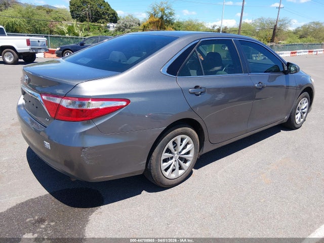 Toyota Camry Le