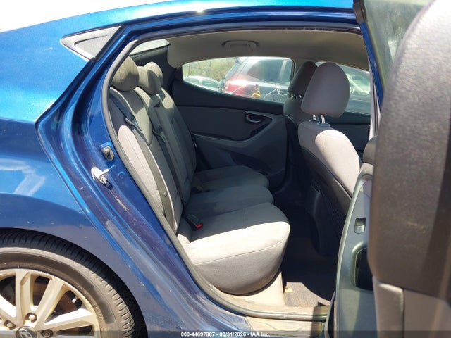Hyundai ELANTRA Se