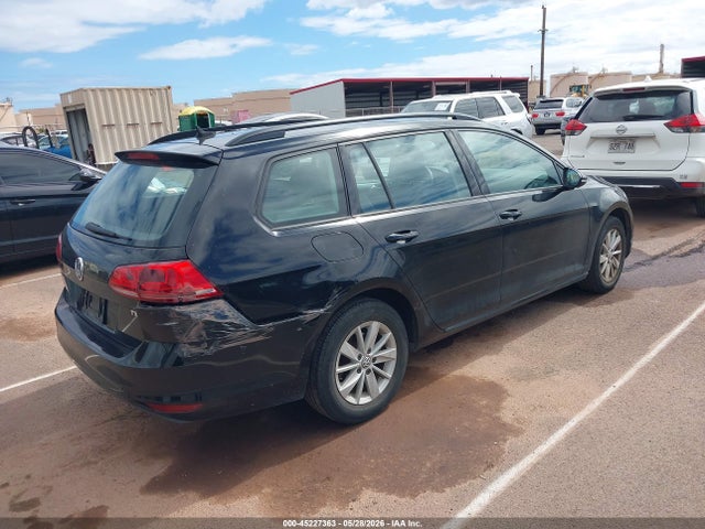 Volkswagen Golf Tsi S 4-door