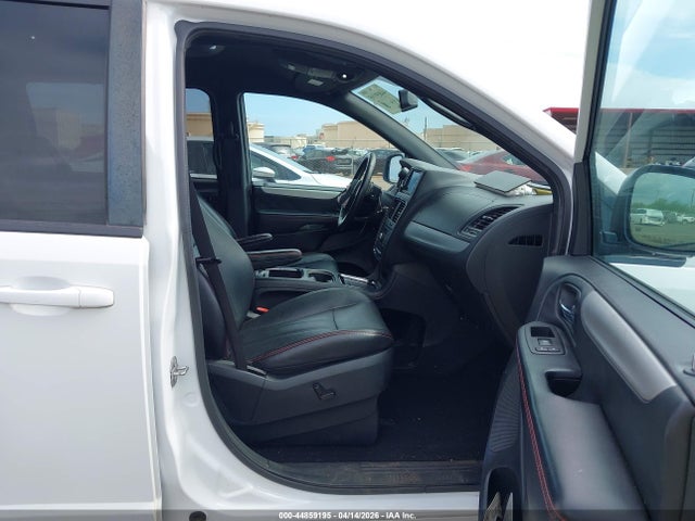 Dodge Grand Caravan Gt
