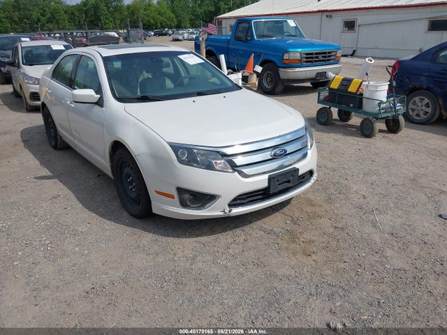 Salvage Ford Fusion Image