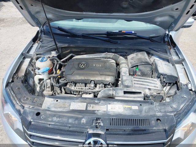 Volkswagen Passat 1.8t Limited Edition