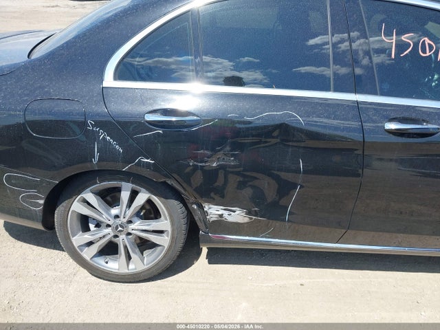 Mercedes-Benz C-Class 4matic