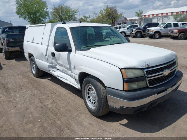 Salvage Chevrolet Silverado 1500 Image