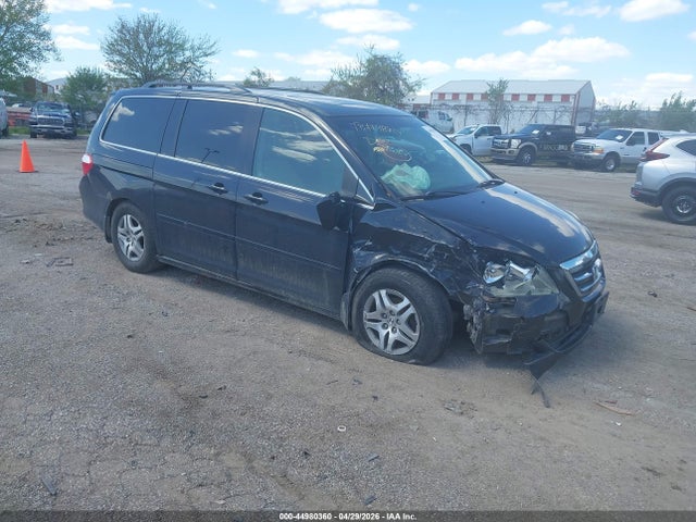 Salvage Honda Odyssey Image
