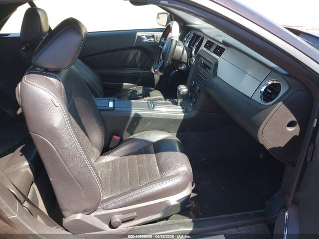 Ford Mustang V6 Premium