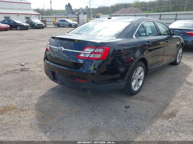 Ford Taurus Sel