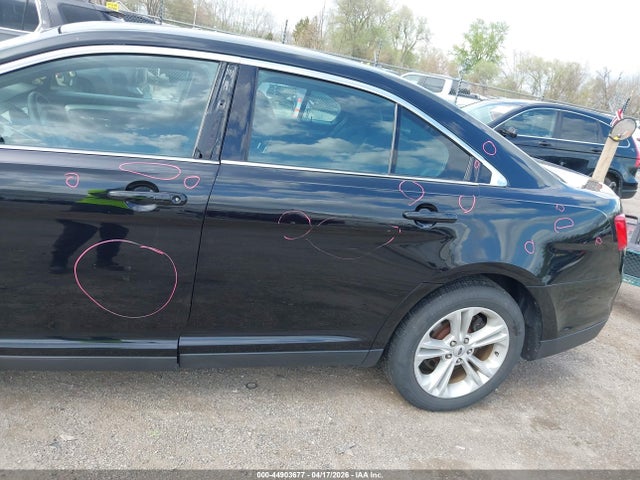 Ford Taurus Sel