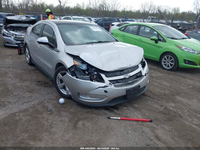 Salvage Chevrolet Volt Image