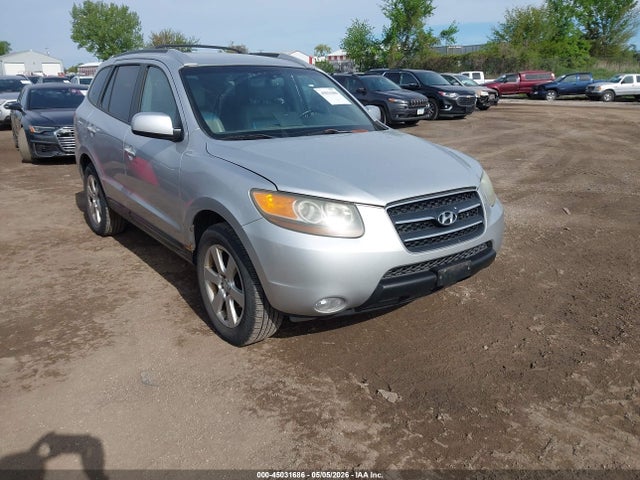 Salvage Hyundai SANTA FE Image