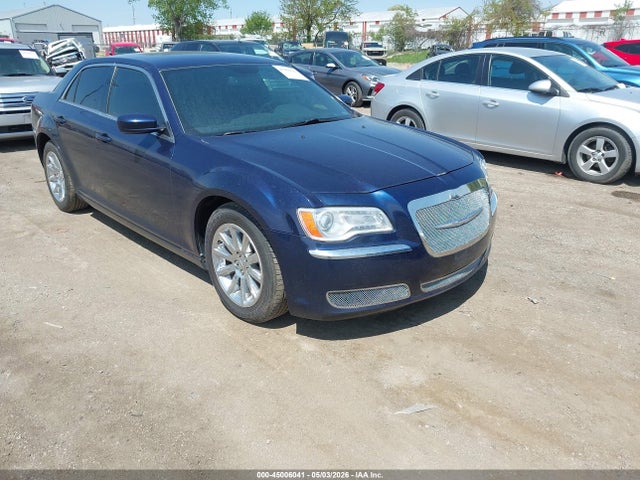 Salvage Chrysler 300 Image