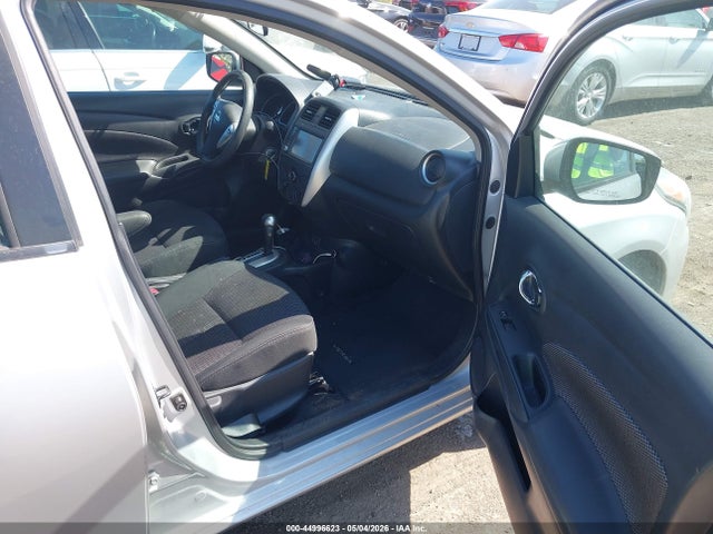 Nissan Versa 1.6 Sv
