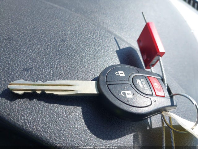 Nissan Versa 1.6 Sv