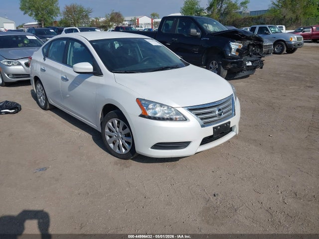Salvage Nissan Sentra Image