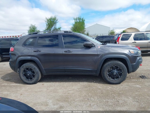 Jeep Cherokee Trailhawk 4x4