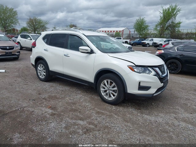 Salvage Nissan Rogue Image