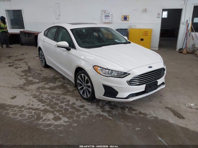 Salvage Ford Fusion Image
