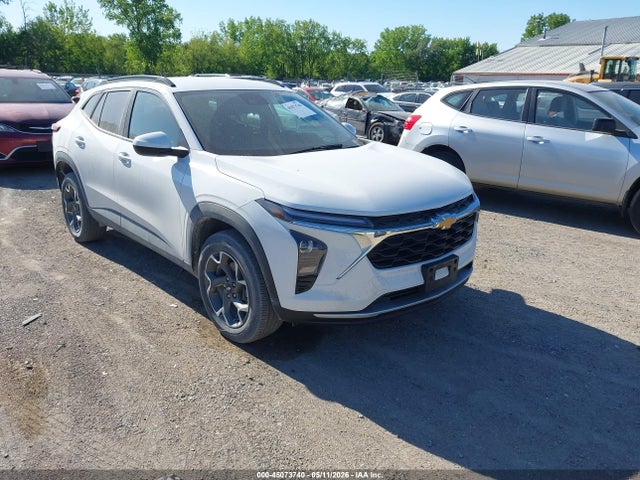 Salvage Chevrolet Trax Image
