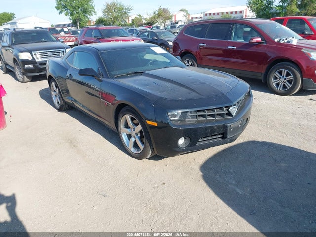 Salvage Chevrolet Camaro Image