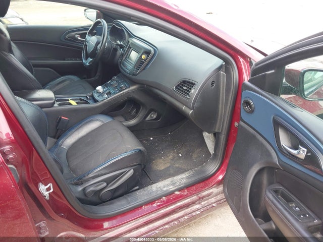 Chrysler 200 S
