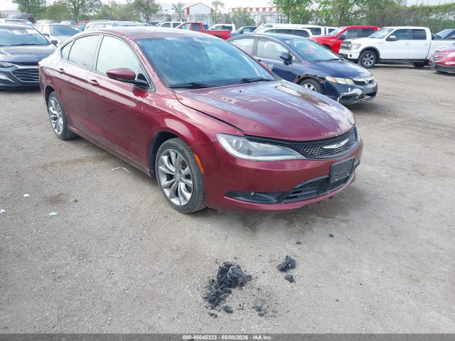 Salvage Chrysler 200 Image