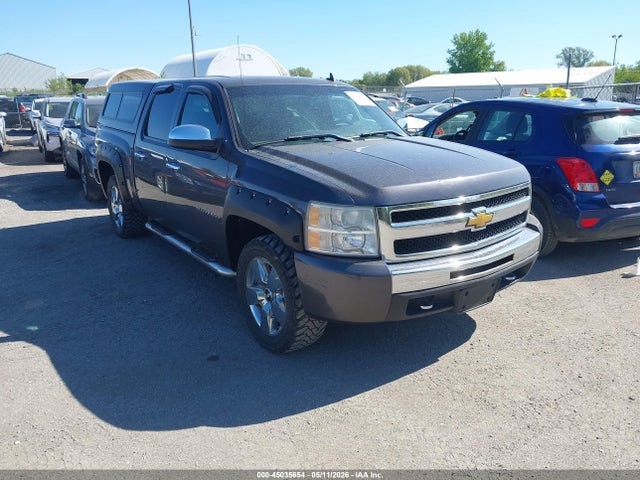 Salvage Chevrolet Silverado 1500 Image
