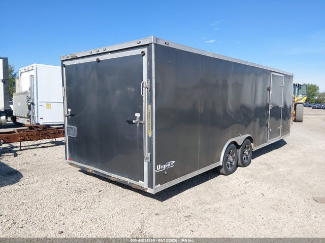 Trailer Nomad Enclosed Trailer
