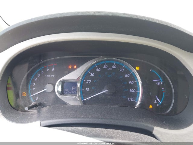 Toyota Sienna Xle V6