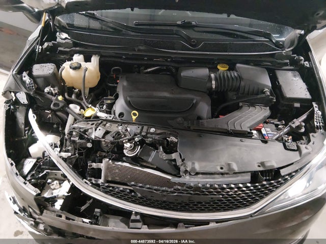 Chrysler Pacifica Touring L