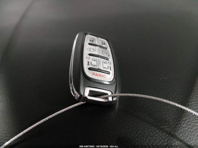 Chrysler Pacifica Touring L
