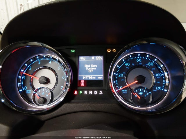Chrysler Town & Country Touring-l
