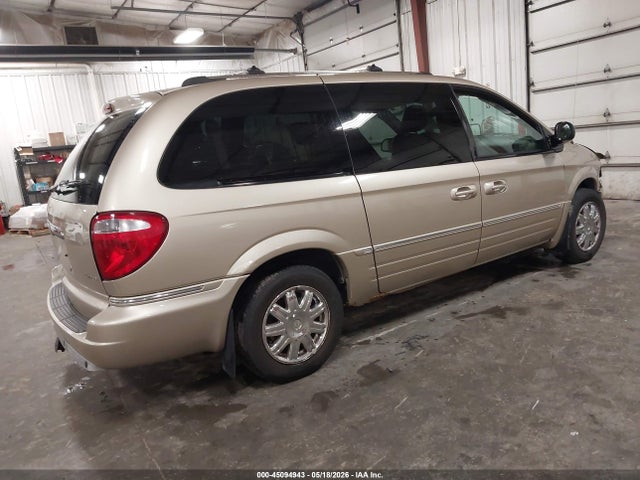 Chrysler Town & Country Limited