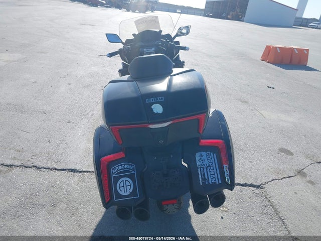 BMW K1600 B