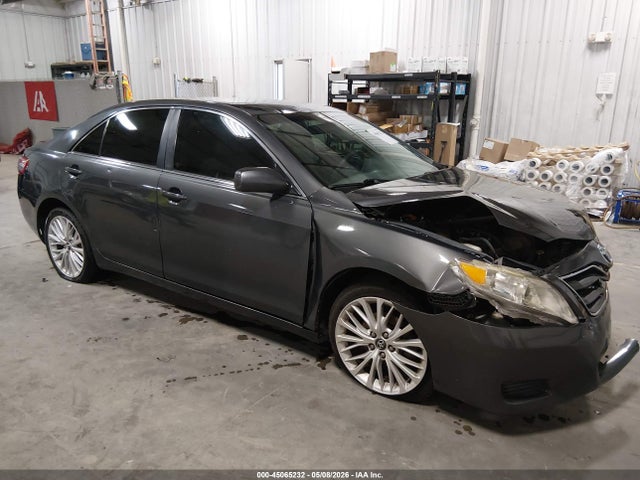 Salvage Toyota Camry Image