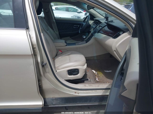 Ford Taurus Sel