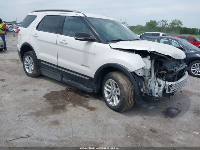 Salvage Ford Explorer Image