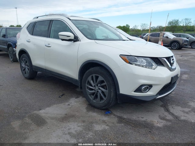 Salvage Nissan Rogue Image
