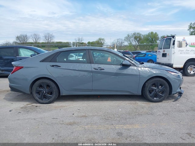 Hyundai ELANTRA Blue