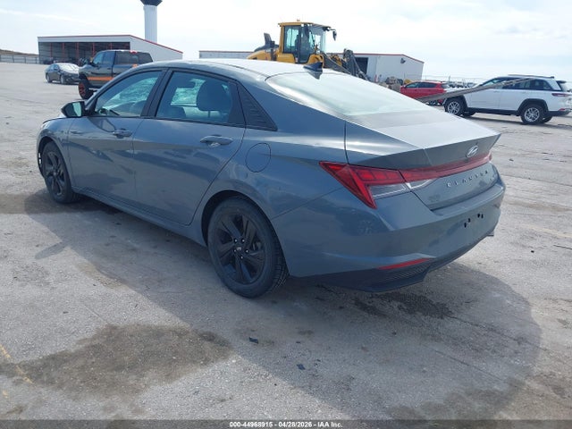 Hyundai ELANTRA Blue