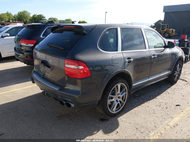 Porsche Cayenne Turbo S