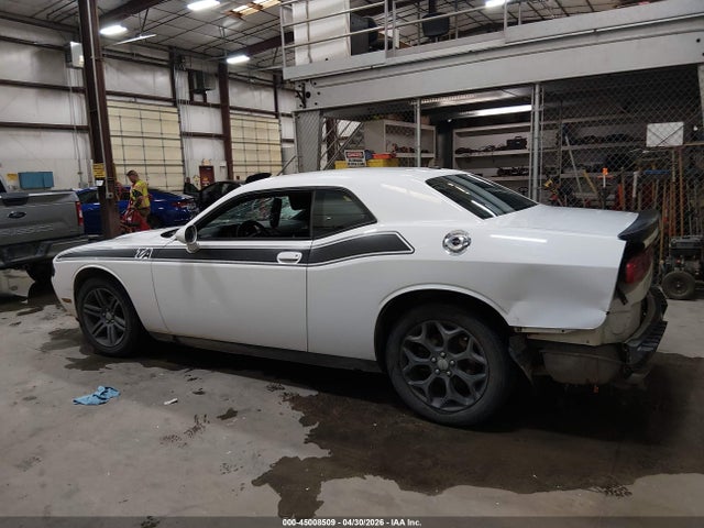 Dodge Challenger Sxt