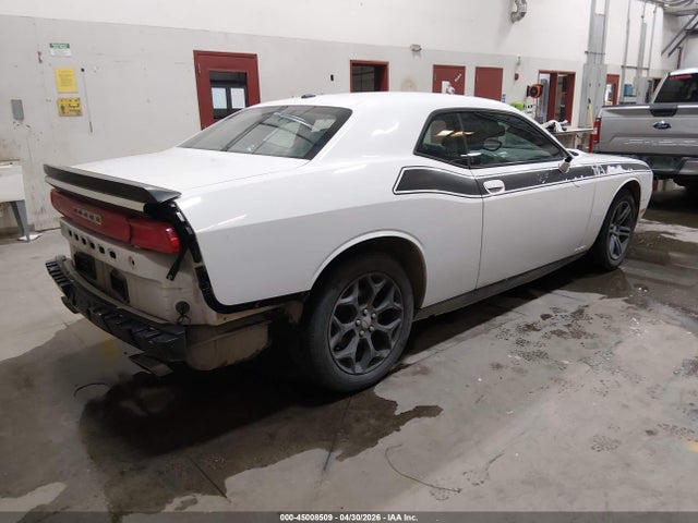 Dodge Challenger Sxt