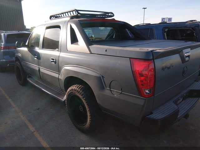 Cadillac Escalade Standard