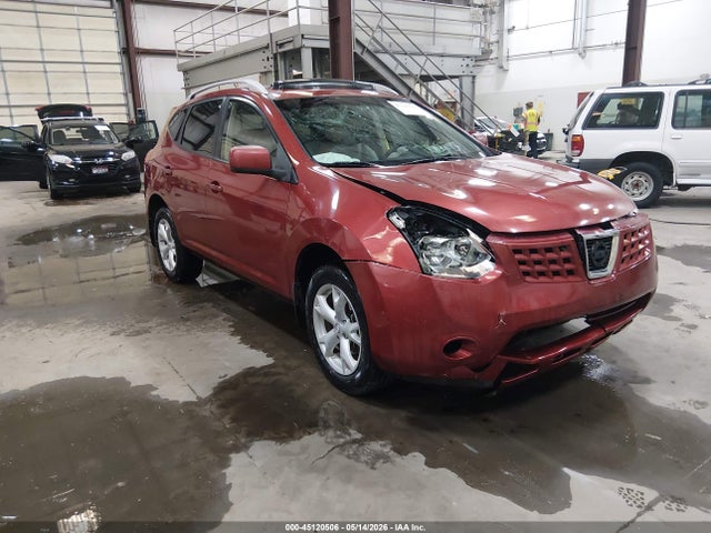 Salvage Nissan Rogue Image